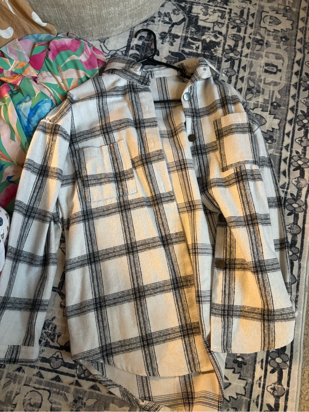 Women’s Black & White Plaid Shacket Jacket
